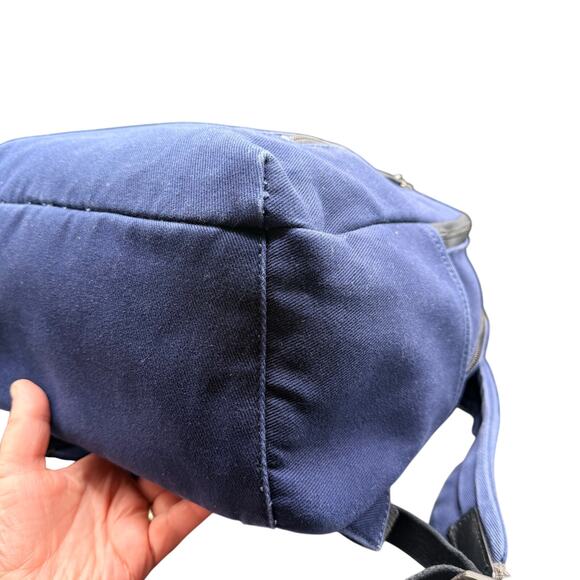 Everlane Modern Commuter Backpack Navy Canvas Minimalist Laptop Bag
Unisex main image 5
